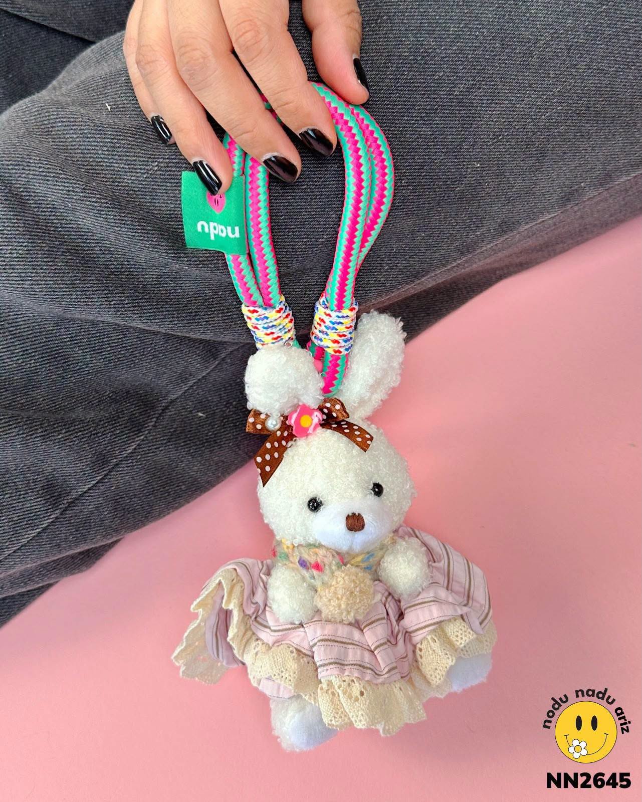 NN2645 Charms Coneja con vestido