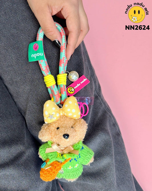 NN2624 Charms perrita sueter verde moño amarillo