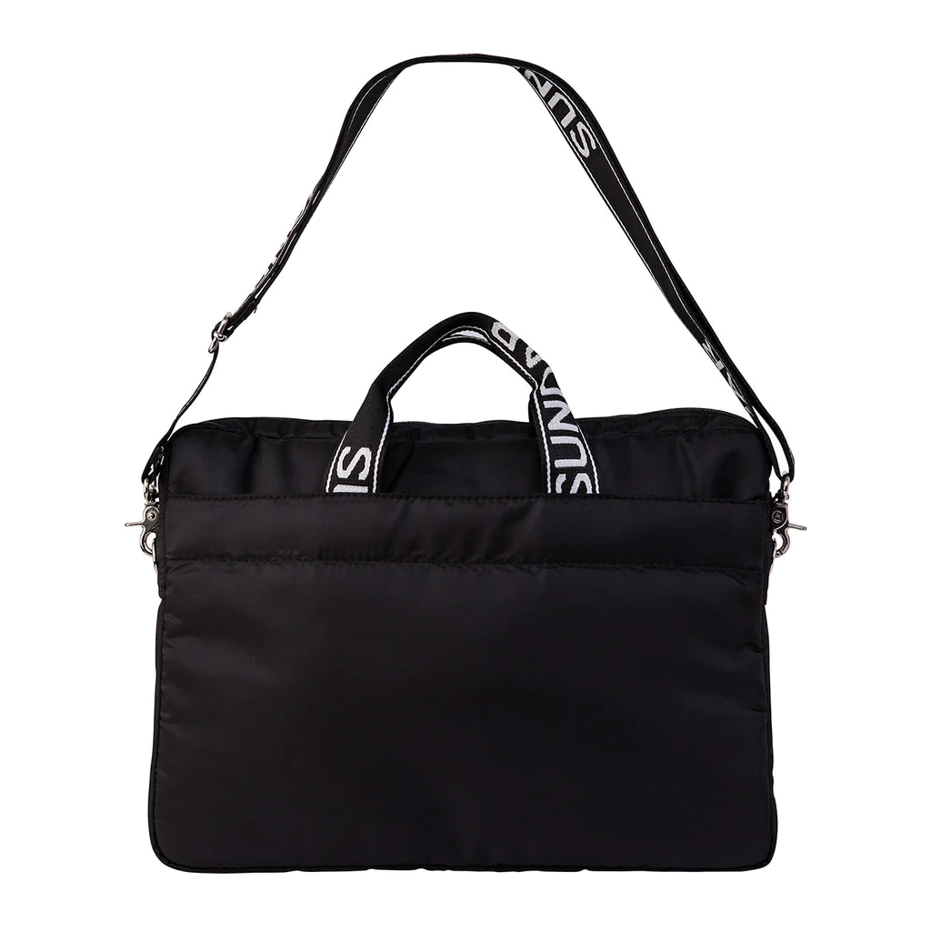 BOLSA LAPTOP NEGRA GRANDE CON ASA RIBBON NEGRA CON BLANCO (15 PULGADAS)
