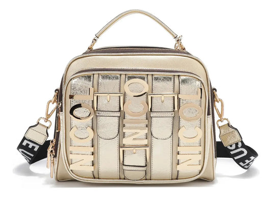 Bolsa Multifuncional Nicole Lee C/cinturon De Hebilla Ss25 Acabado de los herrajes Níquel Color Dorado Correa de hombro Gold Diseño de la tela Lisa