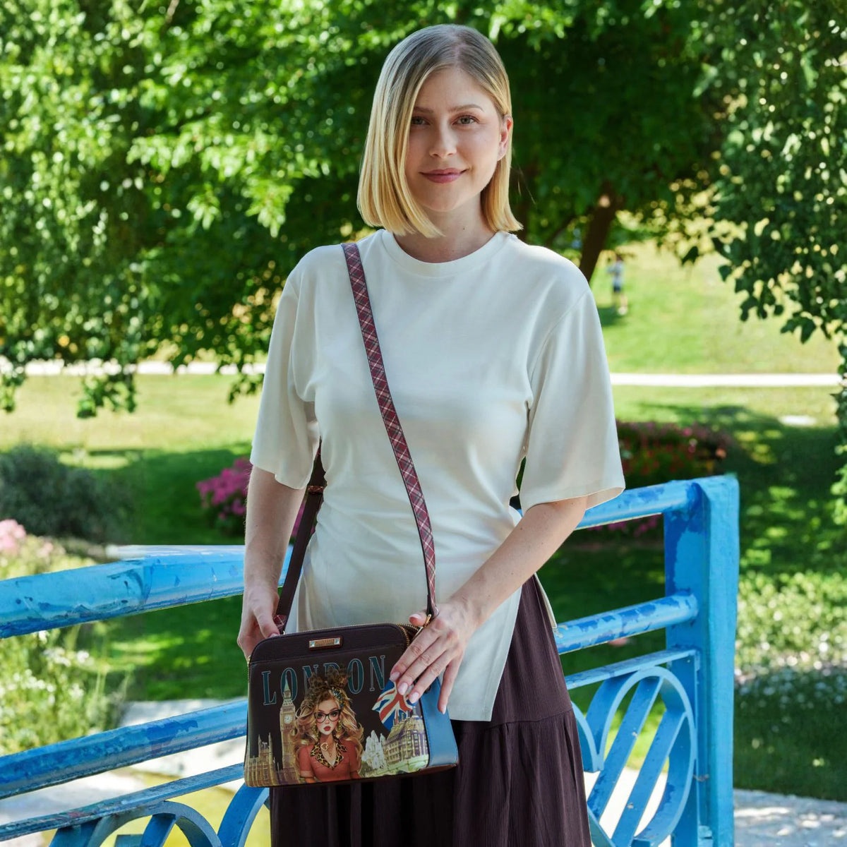 LE17767 LONDON EYE BROWN-BOLSO TIPO CROSSBODY FW26